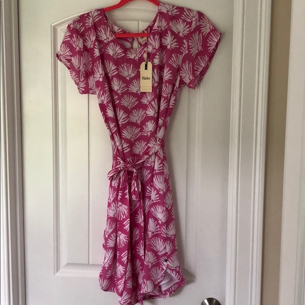 Hayley drop shoulder dress “batik shells”. NWT.